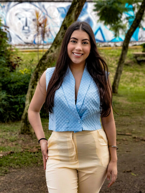 Blusa Elegante Celeste