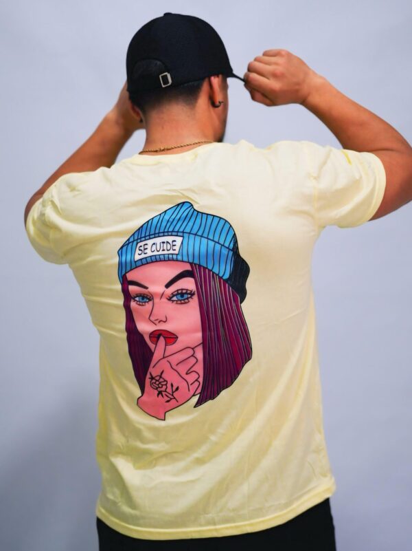Camiseta: Yellow Urban Doble Estilo