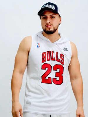 HoodTank: White Bulls